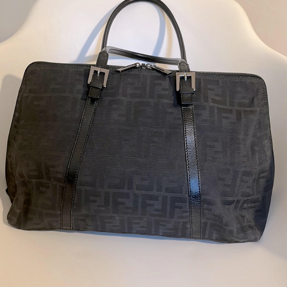 VINTAGE- Authentic Fendi Handbag